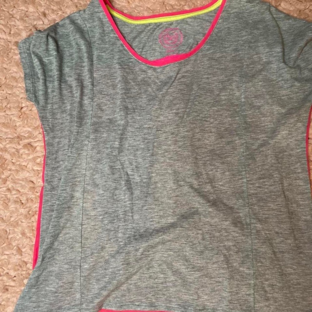 Cute t-shirt style blouse